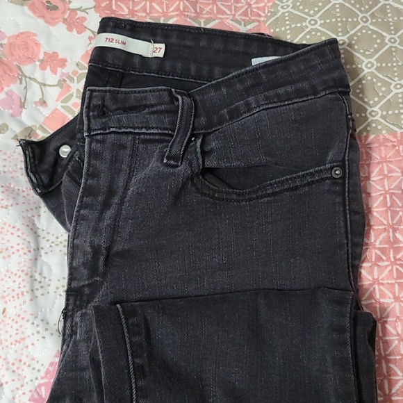 Black Levi's Jeans - Picture 4 of 4